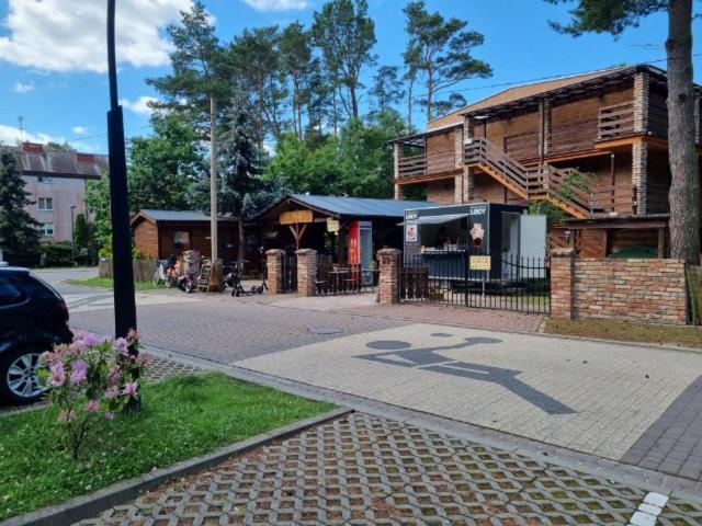 Domki Pod Debami Pobierowo Exterior foto